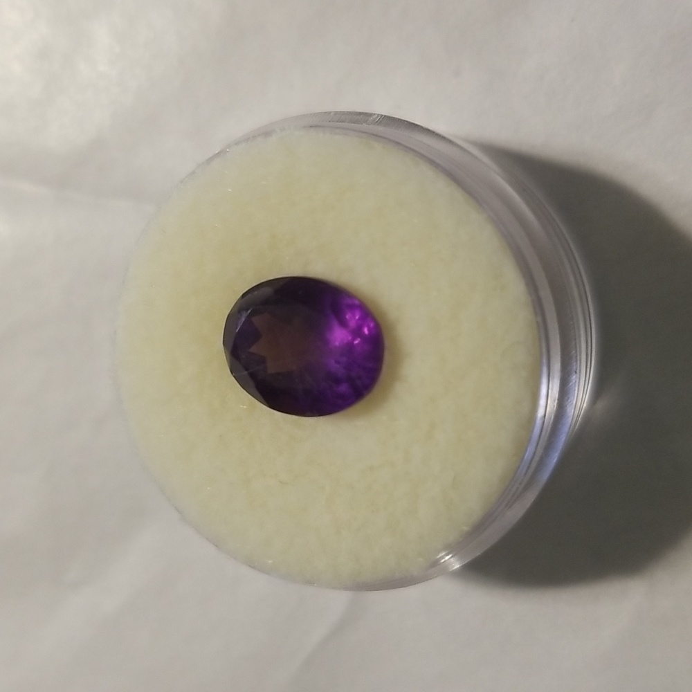 AMETHYST, 11mm X 9mm. 3.00 Ct. Deep Purple Color Oval Stone,  New